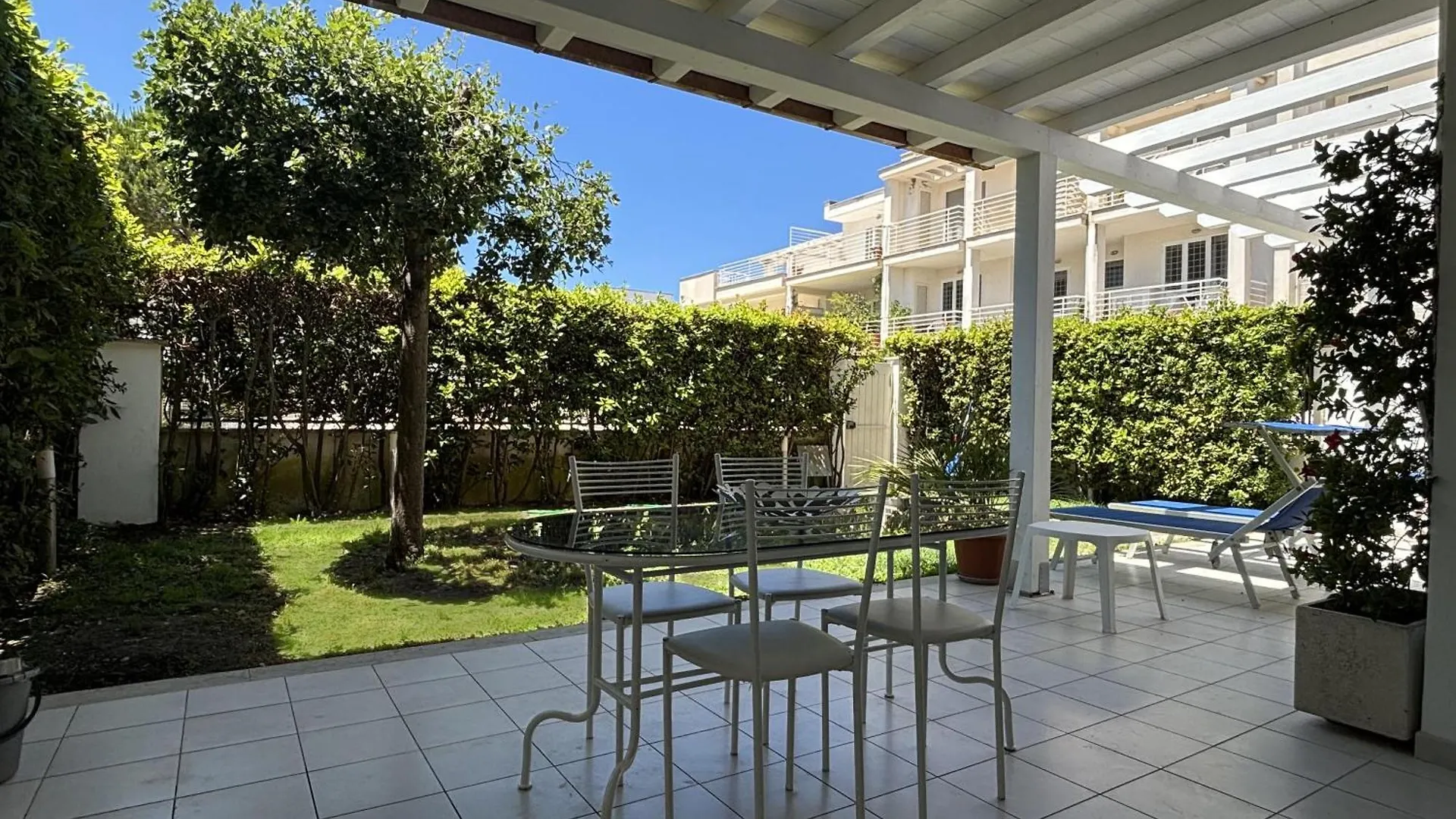 Holiday home Casa Clori, Quiete Immersa Nel Verde! Villa Fregenae Italy